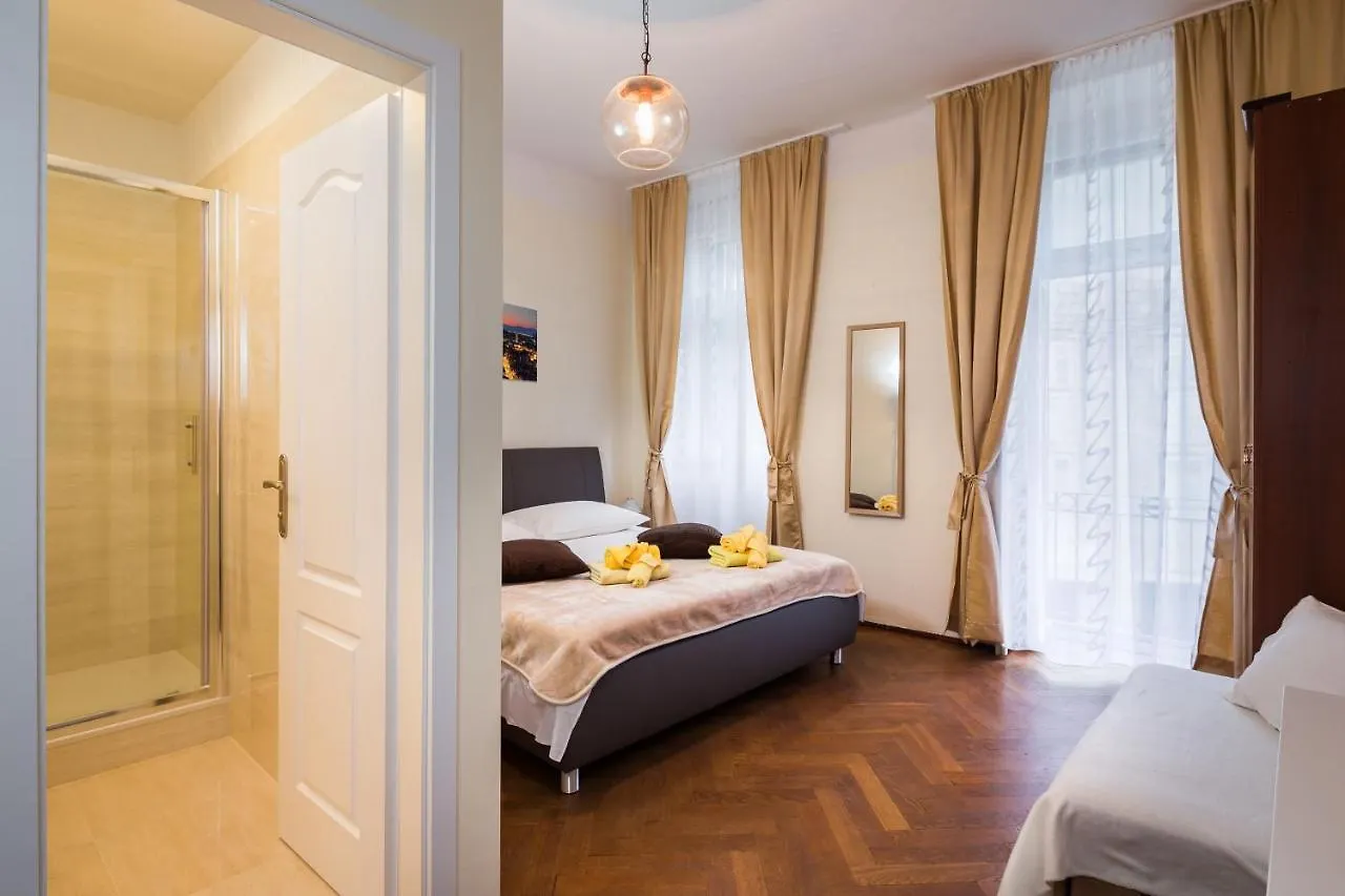 *** Гостевой дом Riva Rooms Сплит Хорватия