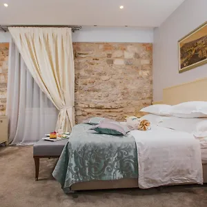 Hotel Heritage Antique